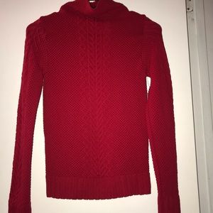 Red Tuttle neck shirt